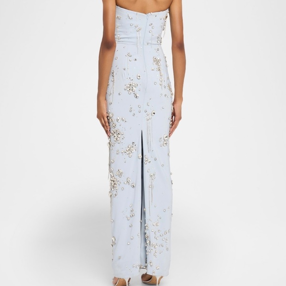 Oscar De La Renta Strapless Jeweled Column Gown - Picture 4 of 9